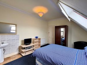 Photo 17- click for photo gallery